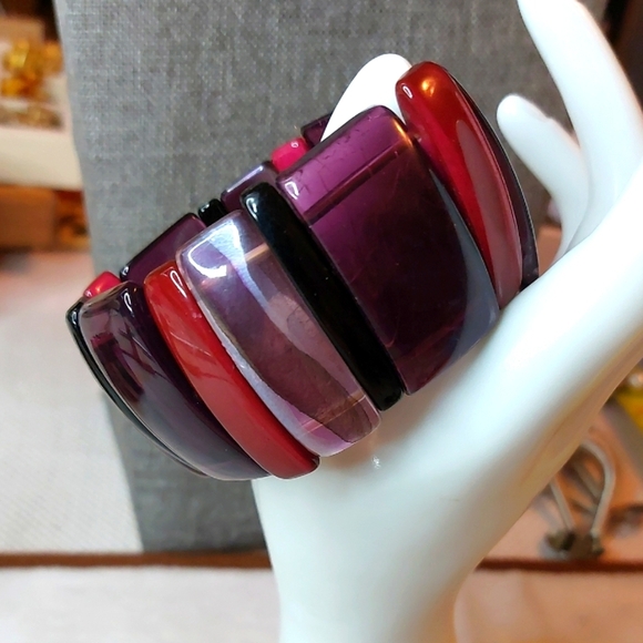 Purple Wine Acrylic Chunky Stretch Bracelet - Picture 1 of 4